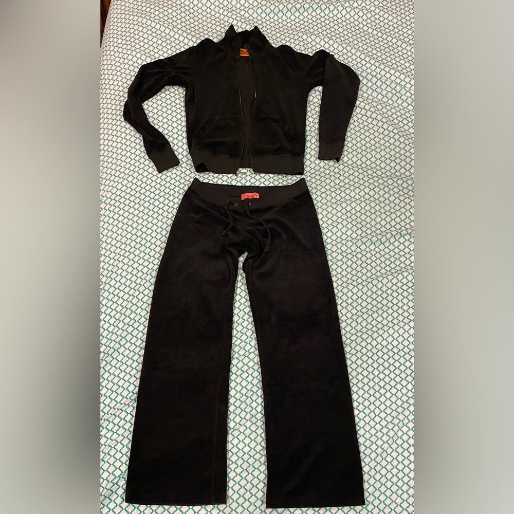 Very new juicy couture tracksuit!
